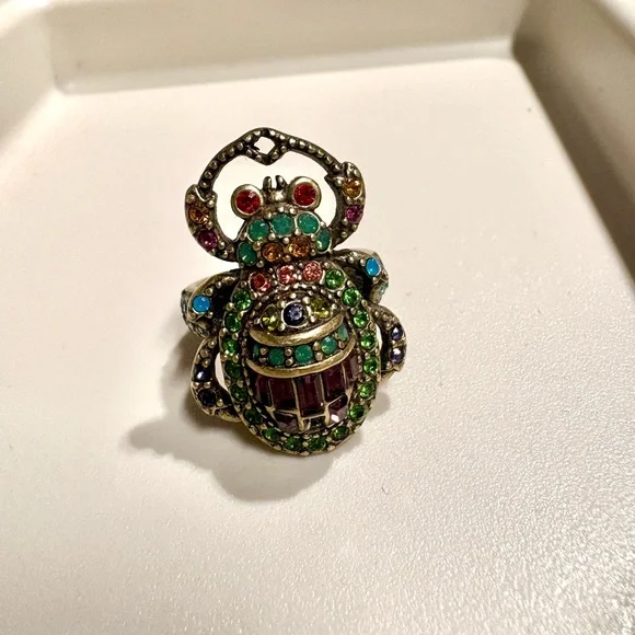 Heidi Daus Multicolored Crystal Beetle Ring Size 8 (NO LONGER IN PRODUCTION) - Picture 3 of 4